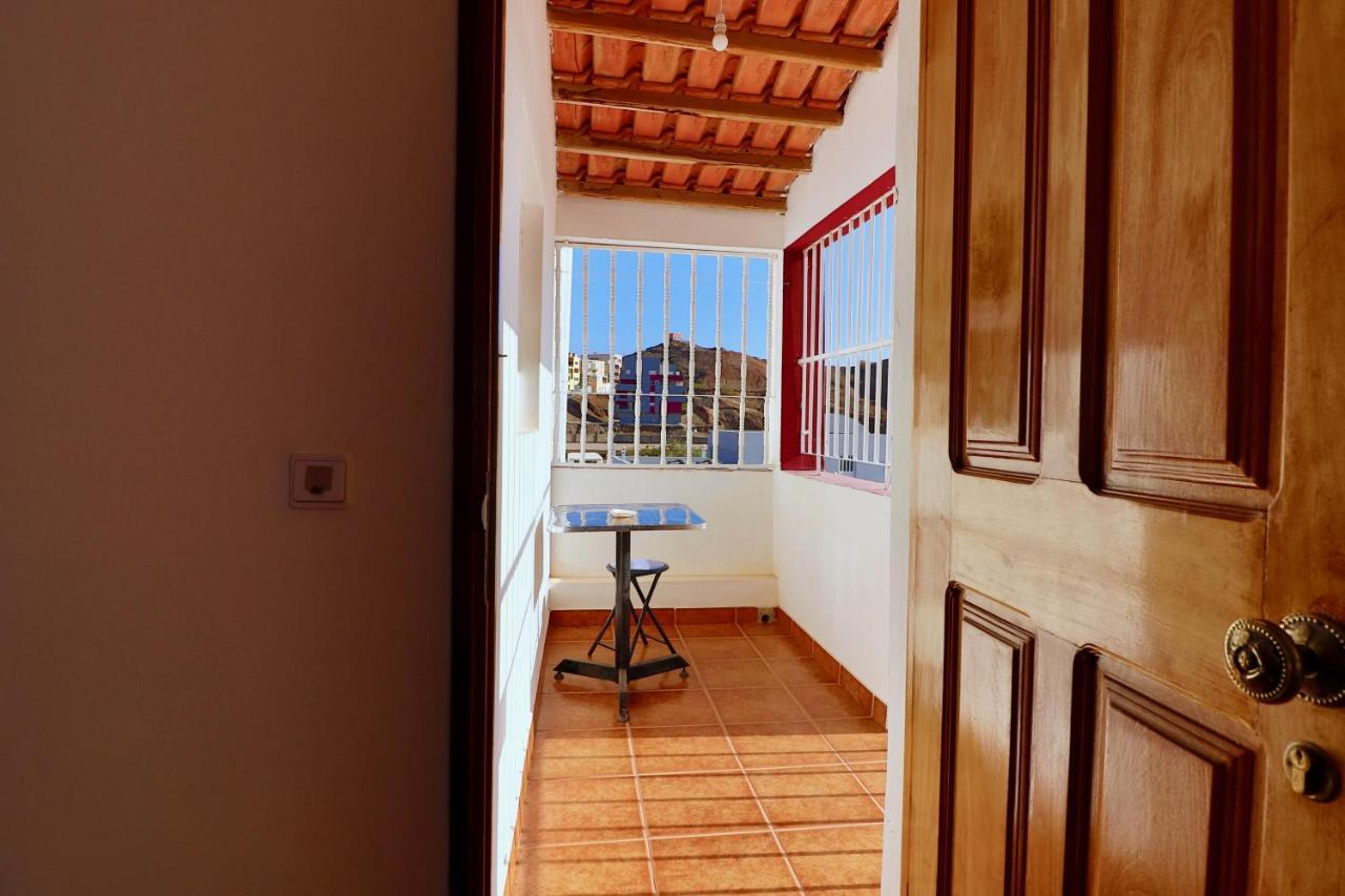 منديلو Residencial Che Guevara Bed & Breakfast المظهر الخارجي الصورة