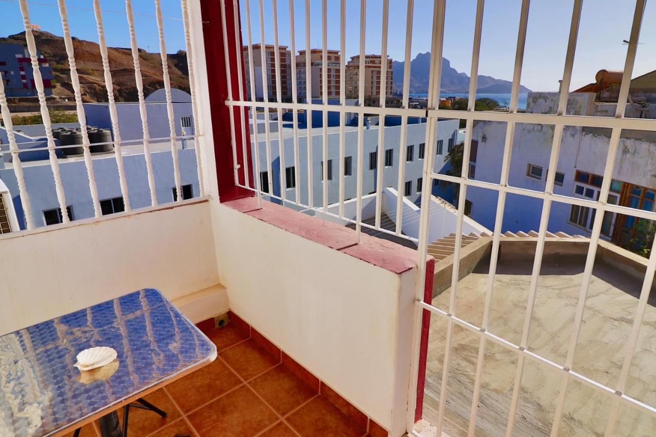 منديلو Residencial Che Guevara Bed & Breakfast المظهر الخارجي الصورة