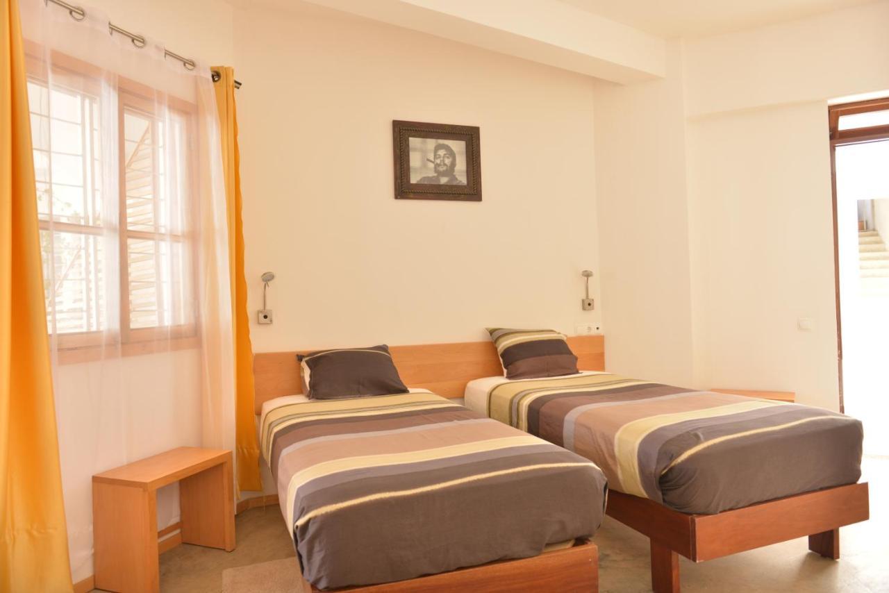 منديلو Residencial Che Guevara Bed & Breakfast المظهر الخارجي الصورة