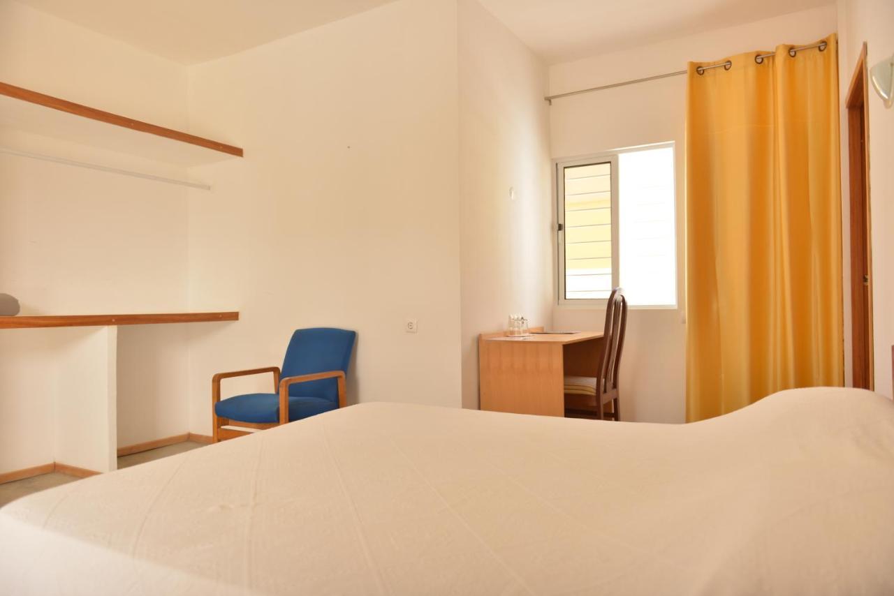 منديلو Residencial Che Guevara Bed & Breakfast المظهر الخارجي الصورة