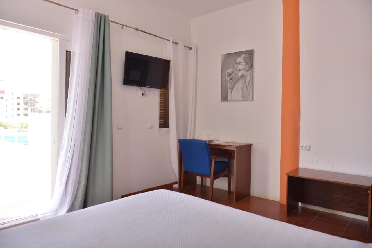 منديلو Residencial Che Guevara Bed & Breakfast المظهر الخارجي الصورة